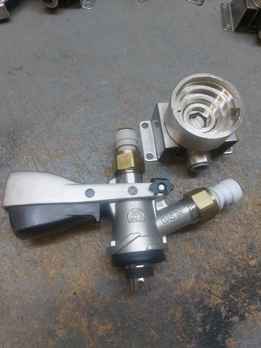 Type keg coupler - keg, metal