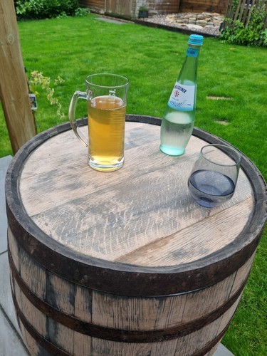 Sanded clean oak whiskey - -,